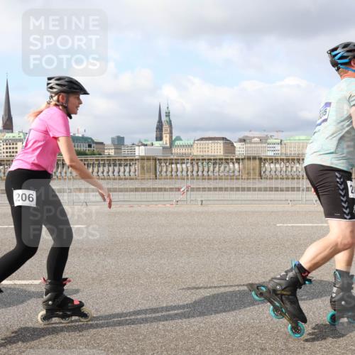 29.06.2025 - hella hamburg halbmarathon Lena Gebhardt http://msf.ph/oto/8418360 29.06.2025 08:57:27 Lombardsbrücke 206 meine-sportfotos.de