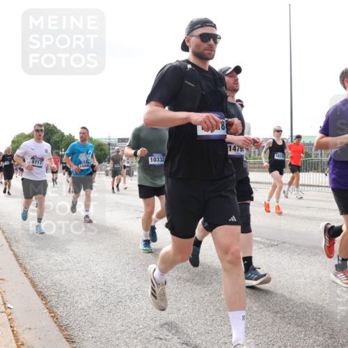 29.06.2025 - hella hamburg halbmarathon Lena Gebhardt http://msf.ph/oto/8418402 29.06.2025 10:18:05 Lombardsbrücke 9717, 14496, 10332, 8, 14799, 18238, 2931, 1015, 1159, 1160, 1268, 1274, 1325, 1458, 1554, 1622, 1641, 1749, 1795, 1982, 2087, 2094, 2147, 2335, 2548, 2634, 2931, 3125, 3138, 3292, 3321, 3482, 3977, 4710, 4738, 4804, 5002, 5004, 5290, 5611, 5733, 5909, 6254, 6270, 7094, 7258, 7413, 7641, 7649, 7838, 7882, 7883, 8067, 8128, 8144, 8248, 8607, 8799, 9400, 9539, 9717, 9734, 9798, 9834, 9844, 9964, 10174, 10332, 10509, 10908, 12498 meine-sportfotos.de