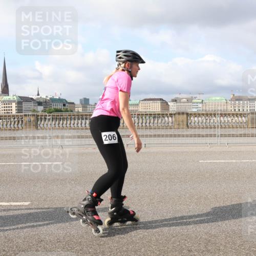29.06.2025 - hella hamburg halbmarathon Lena Gebhardt http://msf.ph/oto/8418414 29.06.2025 08:57:27 Lombardsbrücke 206, 0205 meine-sportfotos.de