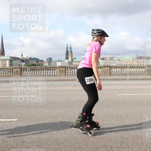 29.06.2025 - hella hamburg halbmarathon Lena Gebhardt http://msf.ph/oto/8418441 29.06.2025 08:57:27 Lombardsbrücke 206 meine-sportfotos.de