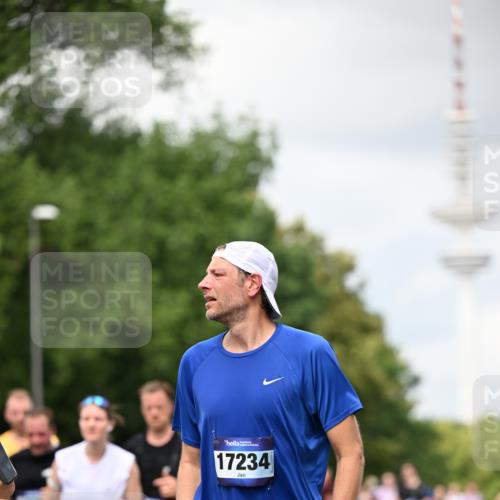29.06.2025 - hella hamburg halbmarathon Dr. Thomas Lammeyer http://msf.ph/oto/8418442 29.06.2025 10:45:46 Kennedybrücke 1314, 1731, 2229, 2805, 3344, 3694, 4412, 4638, 4774, 5549, 5688, 5928, 6088, 7661, 7821, 8293, 8769, 9009, 9370, 10027, 10407, 10644, 11166, 11209, 11371 meine-sportfotos.de
