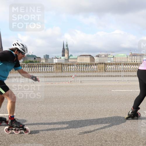29.06.2025 - hella hamburg halbmarathon Lena Gebhardt http://msf.ph/oto/8418522 29.06.2025 08:57:28 Lombardsbrücke 06 meine-sportfotos.de
