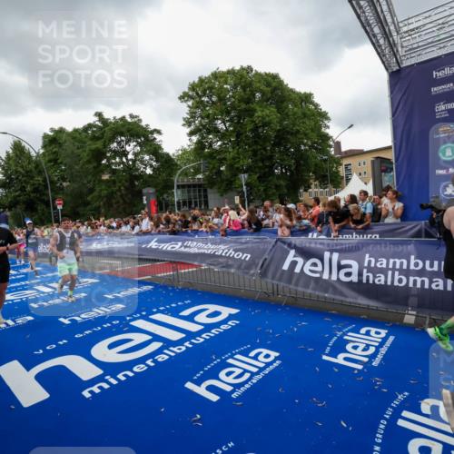 29.06.2025 - hella hamburg halbmarathon Zöllner http://msf.ph/oto/8418567 29.06.2025 10:51:56 Ziel 2818, 2823, 2880, 4297, 5102, 8856, 9793, 9959, 13799, 15427, 15690, 16907, 17815, 17962, 19137 meine-sportfotos.de