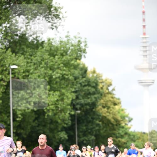 29.06.2025 - hella hamburg halbmarathon Dr. Thomas Lammeyer http://msf.ph/oto/8418579 29.06.2025 10:45:53 Kennedybrücke 1314, 1536, 2229, 2805, 3344, 3533, 3694, 4412, 4774, 5086, 5688, 5928, 6846, 6894, 7661, 7821, 8293, 8300, 8301, 8586, 8769, 9009, 9370, 10027, 10407, 11024, 11166, 11209, 11371, 11437, 11438 meine-sportfotos.de