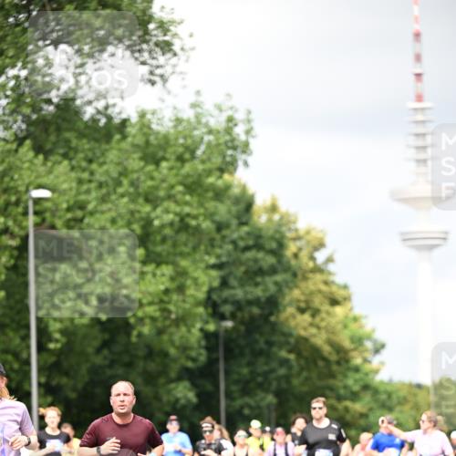 29.06.2025 - hella hamburg halbmarathon Dr. Thomas Lammeyer http://msf.ph/oto/8418584 29.06.2025 10:45:54 Kennedybrücke 1314, 1317, 1536, 2229, 2805, 3344, 3532, 3533, 3694, 4412, 4774, 5086, 5688, 5928, 6846, 6894, 7661, 7821, 8293, 8300, 8301, 8443, 8586, 8769, 9009, 9370, 10027, 10407, 11024, 11166, 11209, 11371, 11437, 11438 meine-sportfotos.de