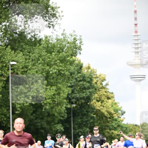 29.06.2025 - hella hamburg halbmarathon Dr. Thomas Lammeyer http://msf.ph/oto/8418626 29.06.2025 10:45:55 Kennedybrücke 1314, 1317, 1536, 2229, 2805, 3344, 3532, 3533, 3694, 4412, 4774, 5086, 5688, 5928, 6846, 6894, 7661, 7821, 8293, 8300, 8301, 8443, 8586, 8769, 9009, 9370, 10027, 10483, 11024, 11097, 11166, 11209, 11371, 11437, 11438 meine-sportfotos.de