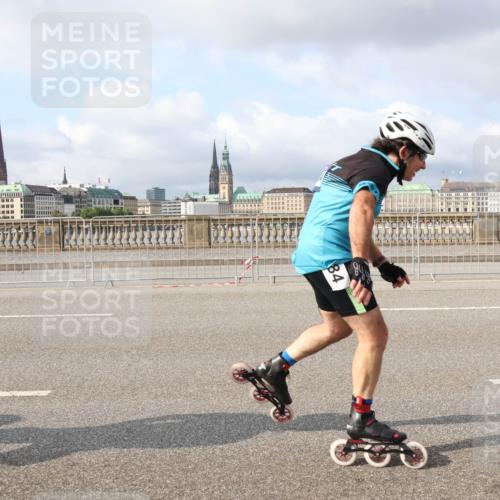 29.06.2025 - hella hamburg halbmarathon Lena Gebhardt http://msf.ph/oto/8418643 29.06.2025 08:57:28 Lombardsbrücke 84 meine-sportfotos.de