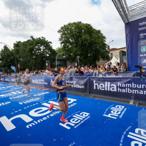 29.06.2025 - hella hamburg halbmarathon Zöllner http://msf.ph/oto/8418732 29.06.2025 10:29:46 Ziel 7186, 13374, 16818 meine-sportfotos.de