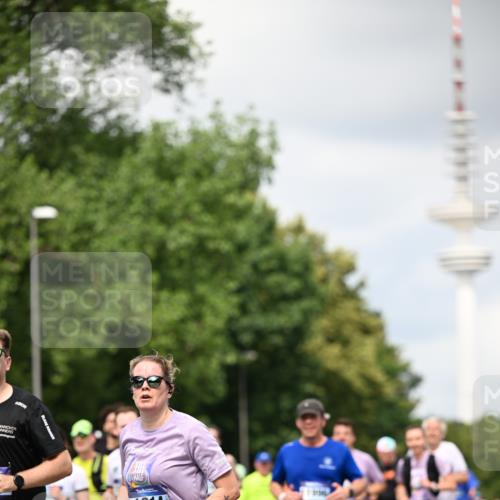 29.06.2025 - hella hamburg halbmarathon Dr. Thomas Lammeyer http://msf.ph/oto/8418787 29.06.2025 10:46:02 Kennedybrücke 1314, 1317, 1536, 2229, 2762, 2763, 2805, 3532, 3533, 3694, 4774, 5086, 5688, 5928, 5942, 6066, 6719, 6726, 6793, 6846, 6894, 7821, 8293, 8300, 8301, 8443, 8586, 9009, 9370, 10027, 10483, 11024, 11097, 11207, 11209, 11255, 11371, 11437, 11438 meine-sportfotos.de
