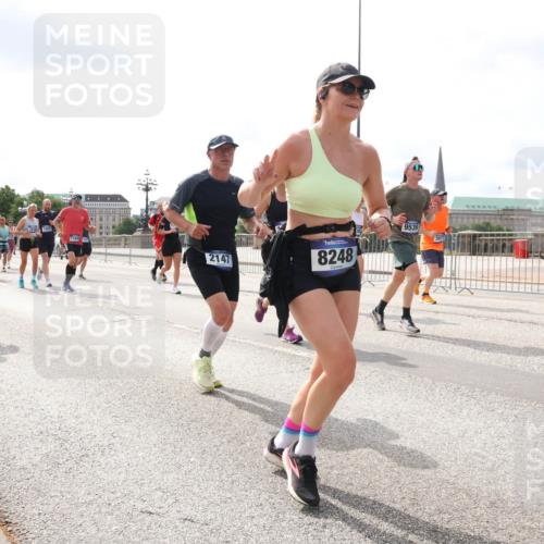 29.06.2025 - hella hamburg halbmarathon Lena Gebhardt http://msf.ph/oto/8418793 29.06.2025 10:18:08 Lombardsbrücke 17292, 2147, 8248, 9539, 1015, 1159, 1160, 1268, 1274, 1325, 1458, 1554, 1622, 1641, 1749, 1795, 1982, 2087, 2094, 2147, 2335, 2548, 2634, 2931, 3125, 3138, 3292, 3321, 3482, 3977, 4710, 4738, 4804, 5002, 5004, 5290, 5611, 5733, 5909, 6270, 7094, 7641, 7649, 7838, 7882, 7883, 8067, 8128, 8144, 8248, 8607, 8799, 9222, 9400, 9539, 9717, 9734, 9798, 9834, 9844, 9964, 10174, 10332, 10509, 10659, 10908, 12498, 13341 meine-sportfotos.de
