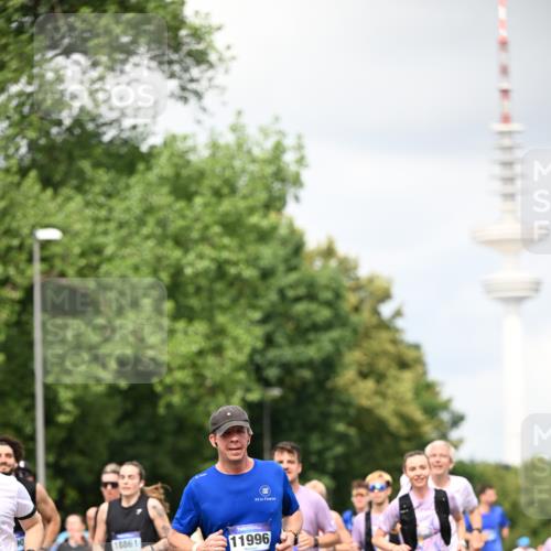 29.06.2025 - hella hamburg halbmarathon Dr. Thomas Lammeyer http://msf.ph/oto/8418830 29.06.2025 10:46:04 Kennedybrücke 1314, 1317, 1536, 2229, 2762, 2763, 3532, 3533, 3694, 4774, 5086, 5688, 5942, 6066, 6719, 6726, 6793, 6846, 6894, 7821, 8293, 8300, 8301, 8443, 8586, 9009, 9370, 10027, 10181, 10483, 11024, 11097, 11207, 11255, 11371, 11437, 11438 meine-sportfotos.de