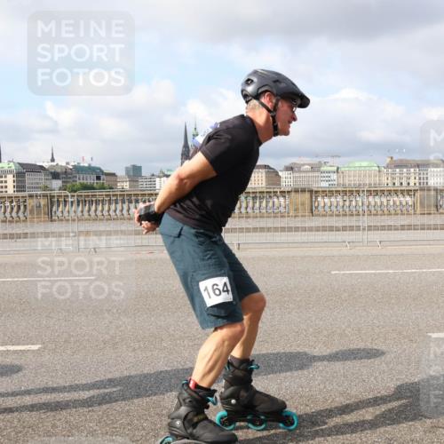 29.06.2025 - hella hamburg halbmarathon Lena Gebhardt http://msf.ph/oto/8418840 29.06.2025 08:57:28 Lombardsbrücke 164 meine-sportfotos.de