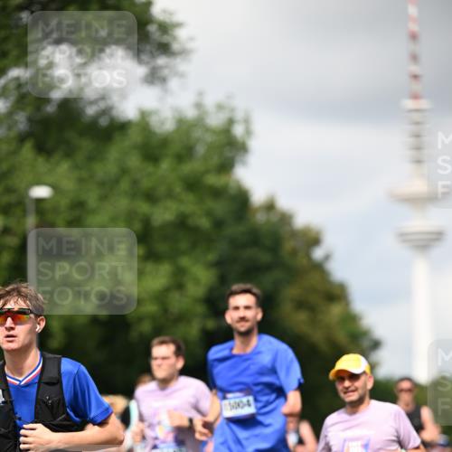 29.06.2025 - hella hamburg halbmarathon Dr. Thomas Lammeyer http://msf.ph/oto/8419047 29.06.2025 10:46:12 Kennedybrücke 1314, 1317, 1536, 1648, 2229, 2762, 2763, 3459, 3532, 3533, 3694, 5086, 5942, 6066, 6137, 6450, 6719, 6726, 6793, 6846, 6894, 7821, 7968, 8004, 8162, 8163, 8293, 8300, 8301, 8443, 8586, 9370, 9588, 10027, 10181, 10483, 10872, 11011, 11017, 11024, 11097, 11098, 11207, 11255, 11437, 11438 meine-sportfotos.de