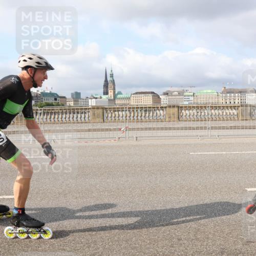 29.06.2025 - hella hamburg halbmarathon Lena Gebhardt http://msf.ph/oto/8419066 29.06.2025 08:57:29 Lombardsbrücke 15, 160, 0121, 121 meine-sportfotos.de