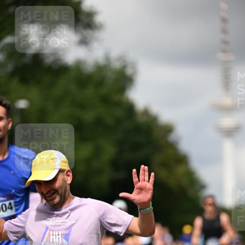 29.06.2025 - hella hamburg halbmarathon Dr. Thomas Lammeyer http://msf.ph/oto/8419112 29.06.2025 10:46:14 Kennedybrücke 1314, 1317, 1536, 1648, 2229, 2762, 2763, 3459, 3532, 3533, 3694, 4329, 4885, 5086, 5942, 6066, 6137, 6450, 6719, 6726, 6793, 6846, 6894, 7821, 7968, 8004, 8162, 8163, 8293, 8300, 8301, 8443, 8586, 9370, 9588, 10027, 10181, 10483, 10872, 11011, 11017, 11024, 11097, 11098, 11207, 11255, 11437, 11438 meine-sportfotos.de