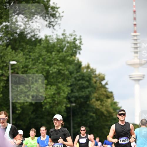 29.06.2025 - hella hamburg halbmarathon Dr. Thomas Lammeyer http://msf.ph/oto/8419133 29.06.2025 10:46:15 Kennedybrücke 1314, 1317, 1536, 1648, 2762, 2763, 3459, 3532, 3533, 3694, 4329, 4885, 5086, 5432, 5942, 6066, 6137, 6153, 6450, 6719, 6726, 6793, 6846, 6894, 7821, 7968, 8004, 8162, 8163, 8300, 8301, 8443, 8586, 9588, 10027, 10181, 10483, 10872, 11011, 11017, 11024, 11097, 11098, 11207, 11255, 11437, 11438 meine-sportfotos.de