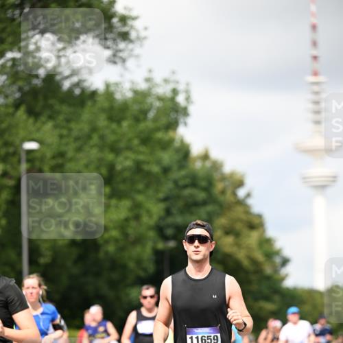 29.06.2025 - hella hamburg halbmarathon Dr. Thomas Lammeyer http://msf.ph/oto/8419222 29.06.2025 10:46:17 Kennedybrücke 1317, 1536, 1648, 2762, 2763, 3459, 3532, 3533, 4329, 4885, 5086, 5432, 5942, 6066, 6137, 6153, 6450, 6719, 6726, 6793, 6846, 6894, 7968, 8004, 8162, 8163, 8300, 8301, 8443, 8586, 9588, 10181, 10483, 10872, 11011, 11017, 11024, 11097, 11098, 11207, 11255, 11437, 11438 meine-sportfotos.de