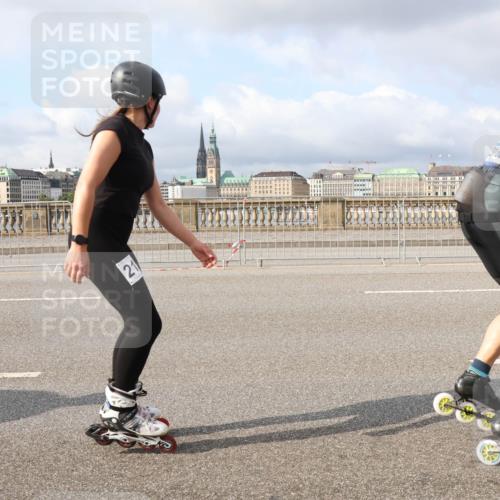 29.06.2025 - hella hamburg halbmarathon Lena Gebhardt http://msf.ph/oto/8419235 29.06.2025 08:57:29 Lombardsbrücke 21, 0160, 1601 meine-sportfotos.de
