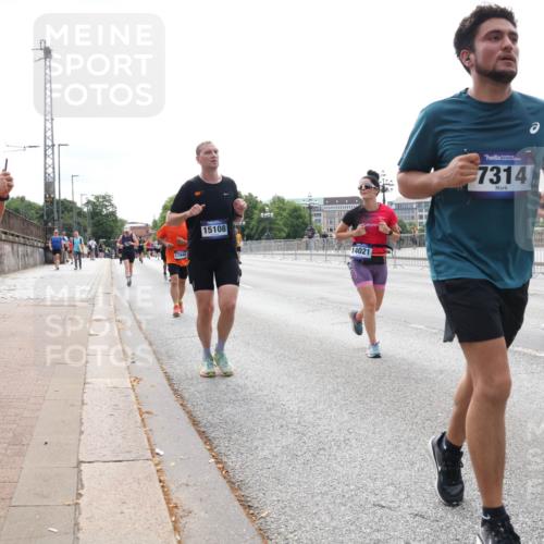 29.06.2025 - hella hamburg halbmarathon Lena Gebhardt http://msf.ph/oto/8419244 29.06.2025 10:27:22 Lombardsbrücke 4020, 17445, 15108, 14021, 7314, 1530, 1793, 2045, 2306, 2775, 4358, 4372, 5285, 5494, 5495, 5707, 5825, 6214, 6259, 6637, 7234, 7314, 7764, 7944, 8056, 8281, 9349, 10077, 10158, 10412, 10413, 10465, 11110, 11256, 11766, 12500, 13462, 14020, 14021, 14206, 15108, 15641, 16479, 17049, 17427, 17445, 17791, 18012, 18097, 18766, 18976, 18978 meine-sportfotos.de