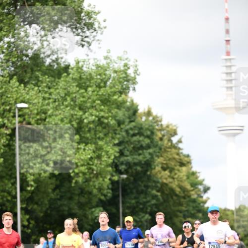 29.06.2025 - hella hamburg halbmarathon Dr. Thomas Lammeyer http://msf.ph/oto/8419370 29.06.2025 10:46:22 Kennedybrücke 1039, 1317, 1648, 1712, 2762, 2763, 2974, 3459, 3532, 3533, 4329, 4541, 4885, 5432, 5671, 5942, 6066, 6137, 6153, 6320, 6450, 6719, 6726, 6793, 7968, 8004, 8162, 8163, 8443, 8586, 8712, 9588, 10181, 10483, 10872, 11011, 11017, 11024, 11097, 11098, 11207, 11255 meine-sportfotos.de