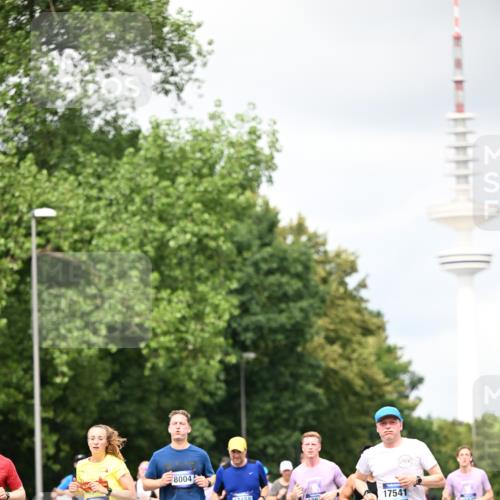 29.06.2025 - hella hamburg halbmarathon Dr. Thomas Lammeyer http://msf.ph/oto/8419402 29.06.2025 10:46:22 Kennedybrücke 1039, 1317, 1648, 1712, 2762, 2763, 2974, 3459, 3532, 3533, 4329, 4541, 4885, 5432, 5671, 5942, 6066, 6137, 6153, 6320, 6450, 6719, 6726, 6793, 7968, 8004, 8162, 8163, 8443, 8586, 8712, 9588, 10181, 10483, 10872, 11011, 11017, 11024, 11097, 11098, 11207, 11255 meine-sportfotos.de