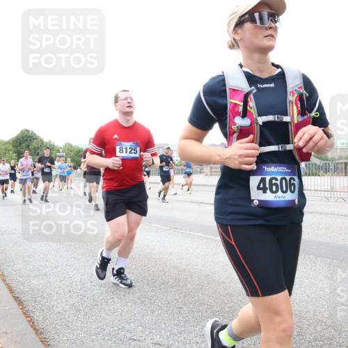 29.06.2025 - hella hamburg halbmarathon Lena Gebhardt http://msf.ph/oto/8419478 29.06.2025 10:52:16 Lombardsbrücke 8125, 4606, 93, 1418, 1978, 2420, 2528, 3038, 3645, 4087, 4273, 4436, 4598, 4606, 4815, 5062, 5262, 5360, 6386, 6403, 6404, 6406, 6456, 6604, 6671, 6985, 7682, 7690, 7691, 7735, 7812, 8194, 8196, 8250, 8251, 8621, 9068, 9103, 9220, 9368, 9460, 9590, 9594, 9673, 9730, 9731, 10080, 10296, 10342, 10392, 10533, 10634, 10673, 10884, 10928, 11084, 11101, 11126, 11127, 11297, 11375, 11736, 11899, 11974, 12065, 12546, 12558 meine-sportfotos.de