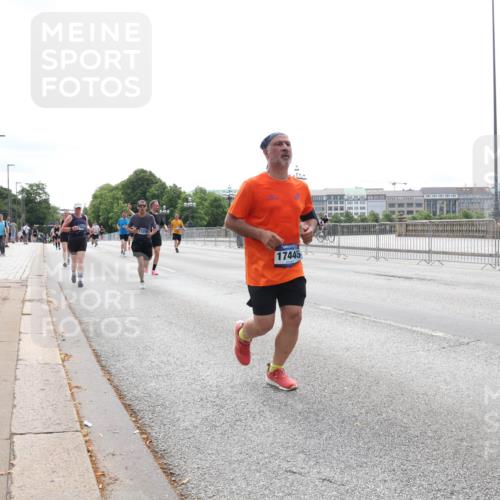 29.06.2025 - hella hamburg halbmarathon Lena Gebhardt http://msf.ph/oto/8419535 29.06.2025 10:27:25 Lombardsbrücke 11256, 17445, 1530, 1793, 2306, 2775, 3389, 4358, 4372, 5285, 5494, 5495, 5707, 5825, 6214, 6259, 6637, 7234, 7314, 7764, 7944, 7978, 8056, 8085, 8281, 9349, 10077, 10158, 10412, 10413, 10465, 11110, 11256, 11766, 12500, 13462, 14020, 14021, 14206, 15108, 15641, 16838, 17049, 17427, 17445, 17791, 18012, 18097, 18766, 18976 meine-sportfotos.de