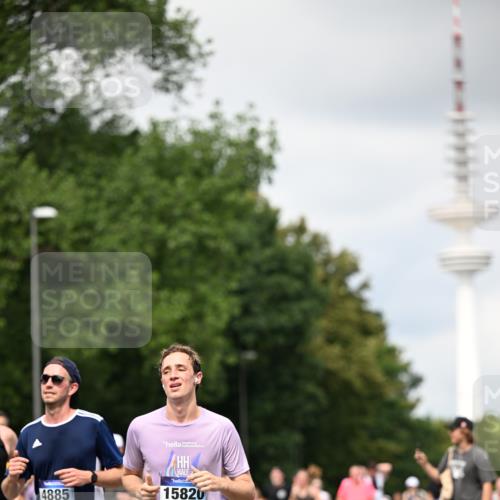 29.06.2025 - hella hamburg halbmarathon Dr. Thomas Lammeyer http://msf.ph/oto/8419605 29.06.2025 10:46:30 Kennedybrücke 1039, 1648, 1712, 2069, 2974, 3276, 3326, 3459, 3568, 4329, 4385, 4541, 4735, 4736, 4885, 5432, 5671, 5942, 6137, 6153, 6320, 6450, 6726, 7022, 7023, 7968, 8004, 8014, 8162, 8163, 8712, 9588, 10181, 10532, 10872, 11011, 11017, 11098 meine-sportfotos.de