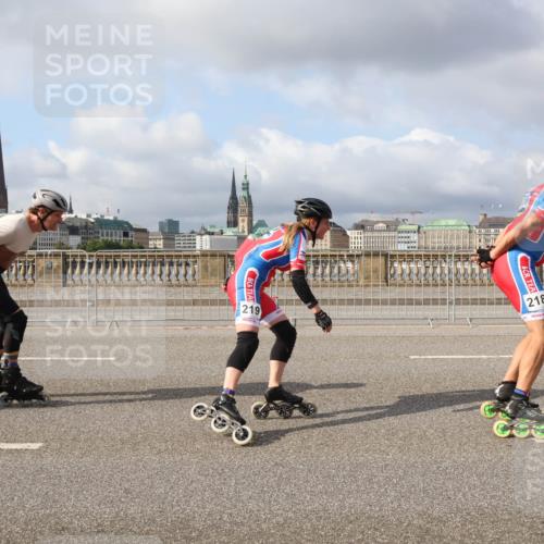 29.06.2025 - hella hamburg halbmarathon Lena Gebhardt http://msf.ph/oto/8420108 29.06.2025 08:57:39 Lombardsbrücke 336, 6 meine-sportfotos.de