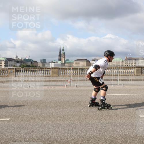 29.06.2025 - hella hamburg halbmarathon Lena Gebhardt http://msf.ph/oto/8420378 29.06.2025 08:57:40 Lombardsbrücke  meine-sportfotos.de