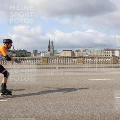 29.06.2025 - hella hamburg halbmarathon Lena Gebhardt http://msf.ph/oto/8420519 29.06.2025 08:57:40 Lombardsbrücke 3 meine-sportfotos.de