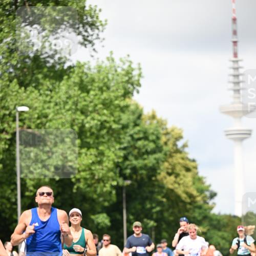29.06.2025 - hella hamburg halbmarathon Dr. Thomas Lammeyer http://msf.ph/oto/8420530 29.06.2025 10:46:59 Kennedybrücke 1360, 1656, 1752, 1929, 1994, 2069, 2134, 2401, 2509, 2940, 2941, 3378, 3874, 4092, 4680, 4735, 4736, 4778, 5403, 5419, 6136, 6440, 6764, 6828, 6837, 7040, 7043, 7260, 7357, 7477, 7666, 8000, 8014, 8525, 8526, 9644, 9980, 10532, 10623, 10697, 10734, 10842, 11074, 11075, 11331 meine-sportfotos.de