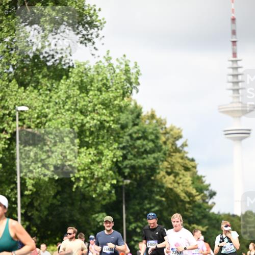 29.06.2025 - hella hamburg halbmarathon Dr. Thomas Lammeyer http://msf.ph/oto/8420596 29.06.2025 10:47:00 Kennedybrücke 1150, 1360, 1656, 1752, 1929, 1994, 2069, 2134, 2401, 2509, 2940, 2941, 3378, 3874, 4092, 4680, 4778, 5403, 5419, 6136, 6440, 6764, 6828, 6837, 7040, 7043, 7260, 7357, 7477, 7515, 7666, 8000, 8014, 8525, 8526, 9644, 9980, 10008, 10532, 10623, 10697, 10734, 10842, 11074, 11075, 11331 meine-sportfotos.de