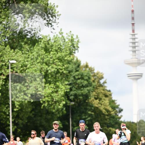 29.06.2025 - hella hamburg halbmarathon Dr. Thomas Lammeyer http://msf.ph/oto/8420618 29.06.2025 10:47:01 Kennedybrücke 1150, 1360, 1656, 1752, 1929, 1994, 2134, 2401, 2509, 2580, 2940, 2941, 3378, 3874, 4092, 4680, 4778, 5403, 5419, 6136, 6440, 6764, 6828, 6837, 7040, 7043, 7260, 7357, 7477, 7515, 7666, 8000, 8525, 8526, 9644, 9980, 10008, 10623, 10697, 10734, 10842, 11074, 11075, 11331 meine-sportfotos.de