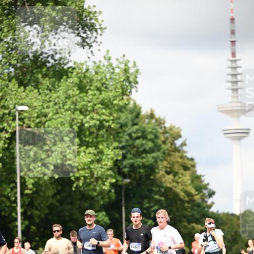 29.06.2025 - hella hamburg halbmarathon Dr. Thomas Lammeyer http://msf.ph/oto/8420630 29.06.2025 10:47:01 Kennedybrücke 1150, 1360, 1656, 1752, 1929, 1994, 2134, 2401, 2509, 2580, 2940, 2941, 3378, 3874, 4092, 4680, 4778, 5403, 5419, 6136, 6440, 6764, 6828, 6837, 7040, 7043, 7260, 7357, 7477, 7515, 7666, 8000, 8525, 8526, 9644, 9980, 10008, 10623, 10697, 10734, 10842, 11074, 11075, 11331 meine-sportfotos.de