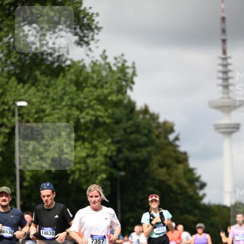 29.06.2025 - hella hamburg halbmarathon Dr. Thomas Lammeyer http://msf.ph/oto/8420731 29.06.2025 10:47:04 Kennedybrücke 1150, 1360, 1656, 1752, 1929, 1994, 2134, 2401, 2509, 2580, 2940, 2941, 3378, 3874, 4092, 4680, 4778, 5403, 5419, 6136, 6440, 6764, 6828, 6837, 7040, 7043, 7260, 7357, 7477, 7515, 7557, 7666, 8000, 8161, 8435, 8525, 8526, 9644, 9980, 10008, 10623, 10697, 10734, 10842, 11074, 11075, 11331 meine-sportfotos.de