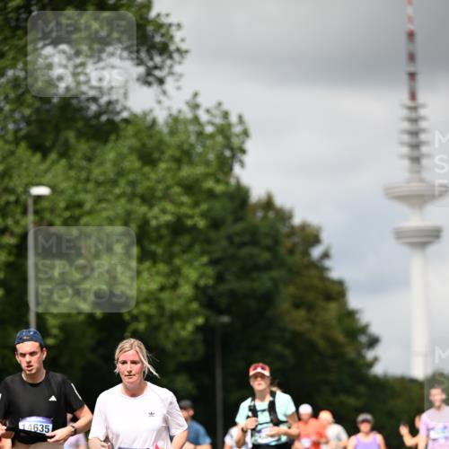 29.06.2025 - hella hamburg halbmarathon Dr. Thomas Lammeyer http://msf.ph/oto/8420758 29.06.2025 10:47:05 Kennedybrücke 1150, 1360, 1656, 1752, 1929, 1994, 2134, 2401, 2509, 2580, 2940, 2941, 3378, 3874, 4092, 4680, 4778, 5403, 5419, 6136, 6440, 6764, 6828, 6837, 7040, 7043, 7260, 7357, 7477, 7515, 7557, 7666, 8000, 8161, 8435, 8525, 8526, 9644, 9980, 10008, 10623, 10697, 10734, 10842, 11074, 11075, 11331 meine-sportfotos.de