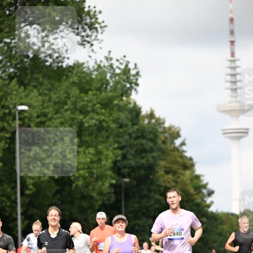 29.06.2025 - hella hamburg halbmarathon Dr. Thomas Lammeyer http://msf.ph/oto/8421007 29.06.2025 10:47:10 Kennedybrücke 1150, 1360, 1656, 1752, 1929, 1994, 2134, 2401, 2450, 2509, 2580, 2940, 2941, 3378, 3874, 4092, 4334, 4778, 4891, 4892, 5268, 5403, 6136, 6440, 6764, 6828, 6837, 7260, 7357, 7477, 7515, 7557, 7666, 8000, 8161, 8435, 8525, 8526, 9980, 10008, 10697, 10734, 10899, 11074, 11075, 11331 meine-sportfotos.de