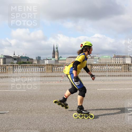 29.06.2025 - hella hamburg halbmarathon Lena Gebhardt http://msf.ph/oto/8421247 29.06.2025 08:57:46 Lombardsbrücke  meine-sportfotos.de
