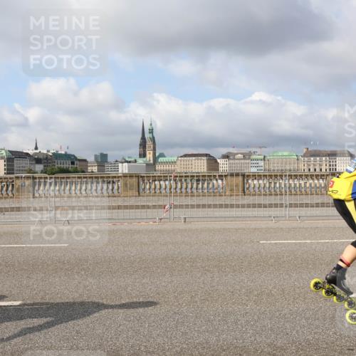 29.06.2025 - hella hamburg halbmarathon Lena Gebhardt http://msf.ph/oto/8421328 29.06.2025 08:57:46 Lombardsbrücke 176 meine-sportfotos.de