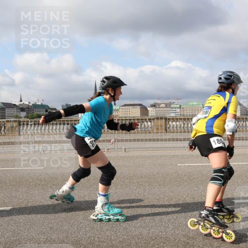 29.06.2025 - hella hamburg halbmarathon Lena Gebhardt http://msf.ph/oto/8421592 29.06.2025 08:57:47 Lombardsbrücke 88, 1180, 180 meine-sportfotos.de