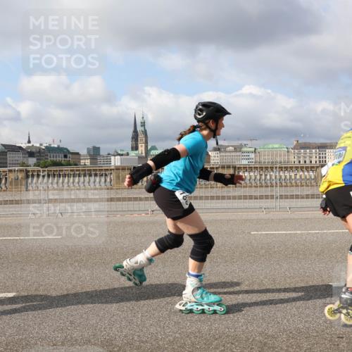 29.06.2025 - hella hamburg halbmarathon Lena Gebhardt http://msf.ph/oto/8421619 29.06.2025 08:57:47 Lombardsbrücke 180 meine-sportfotos.de