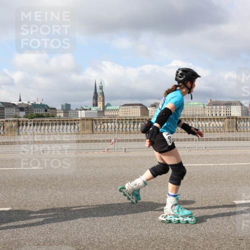 29.06.2025 - hella hamburg halbmarathon Lena Gebhardt http://msf.ph/oto/8421643 29.06.2025 08:57:47 Lombardsbrücke 0180, 180 meine-sportfotos.de
