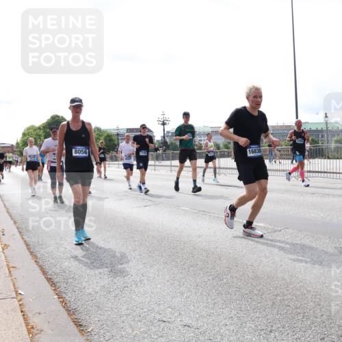 29.06.2025 - hella hamburg halbmarathon Lena Gebhardt http://msf.ph/oto/8421760 29.06.2025 10:27:48 Lombardsbrücke 11, 8056, 17791, 16838, 1148, 2080, 3389, 4372, 5177, 5285, 5825, 5847, 6214, 6632, 7497, 7764, 7978, 8085, 9567, 9688, 10158, 10412, 10413, 11256, 11692, 11739, 12500, 12780, 12823, 12842, 13043, 13568, 13678, 13860, 14206, 15607, 15608, 16569, 16804, 16838, 17427, 17791, 18012, 18097, 18301, 18626, 18766 meine-sportfotos.de