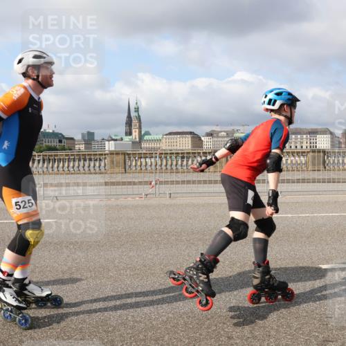 29.06.2025 - hella hamburg halbmarathon Lena Gebhardt http://msf.ph/oto/8421784 29.06.2025 08:57:47 Lombardsbrücke 525 meine-sportfotos.de