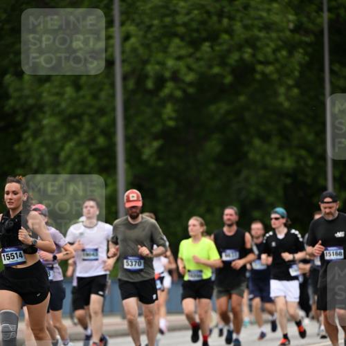 29.06.2025 - hella hamburg halbmarathon Dr. Thomas Lammeyer http://msf.ph/oto/8421787 29.06.2025 10:47:49 Kennedybrücke 1226, 1310, 1467, 1788, 1816, 1878, 2103, 2158, 2267, 2361, 2538, 2971, 3288, 3518, 4105, 4177, 4302, 5265, 5370, 5720, 5755, 6012, 7205, 7461, 7872, 8135, 8991, 9831, 9976, 10083, 10200, 10202 meine-sportfotos.de