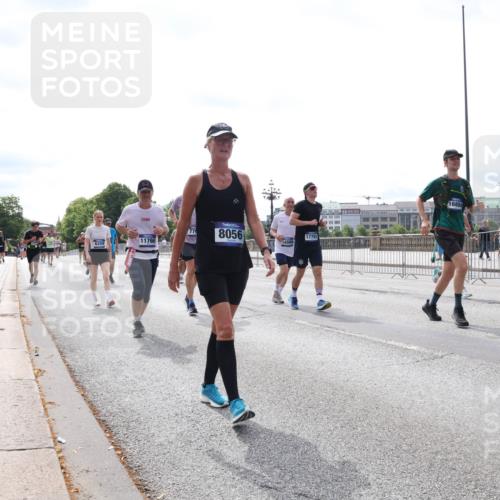 29.06.2025 - hella hamburg halbmarathon Lena Gebhardt http://msf.ph/oto/8421891 29.06.2025 10:27:49 Lombardsbrücke 11766, 776, 8056, 17791, 16569, 16804, 1148, 2080, 3389, 4372, 5177, 5285, 5825, 5847, 6214, 6632, 7497, 7764, 7978, 8085, 8215, 9567, 9688, 10158, 10412, 10413, 11256, 11692, 11739, 12500, 12780, 12823, 12842, 13043, 13568, 13678, 13860, 14155, 14206, 15607, 15608, 16569, 16804, 16838, 17427, 17791, 18012, 18097, 18301, 18626, 18766 meine-sportfotos.de
