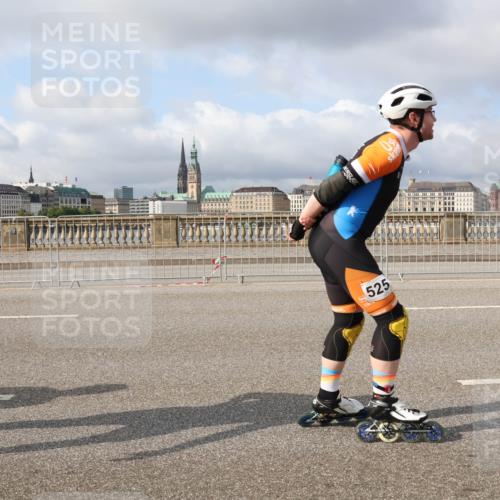 29.06.2025 - hella hamburg halbmarathon Lena Gebhardt http://msf.ph/oto/8421905 29.06.2025 08:57:48 Lombardsbrücke 525 meine-sportfotos.de