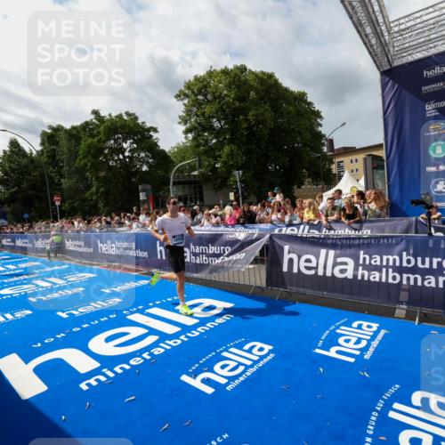 29.06.2025 - hella hamburg halbmarathon Zöllner http://msf.ph/oto/8421943 29.06.2025 10:32:12 Ziel 1686, 11150, 11370, 15826, 16505, 16736 meine-sportfotos.de