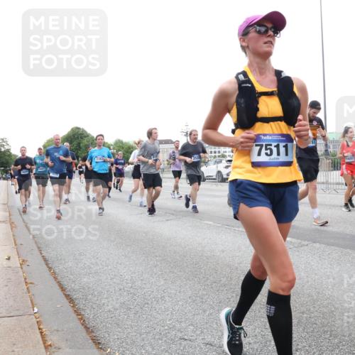 29.06.2025 - hella hamburg halbmarathon Lena Gebhardt http://msf.ph/oto/8422190 29.06.2025 10:52:46 Lombardsbrücke 1626, 2362, 2528, 7511, 51, 14897, 10600, 1705, 1369, 1826, 2146, 2291, 2362, 2420, 2528, 2701, 2983, 2988, 3140, 3227, 3645, 3787, 4591, 4729, 4815, 5360, 6135, 6521, 6671, 7032, 7511, 7681, 7735, 7737, 7812, 8641, 9068, 9070, 9103, 9545, 9731, 10055, 10080, 10296, 10392, 10417, 10568, 10600, 10634, 10879, 10884, 10928, 10981, 11084, 11297, 11520, 11524, 11736, 11919, 12127, 12128, 12546, 12558, 12994, 14009, 14765, 14807, 14977, 14979 meine-sportfotos.de